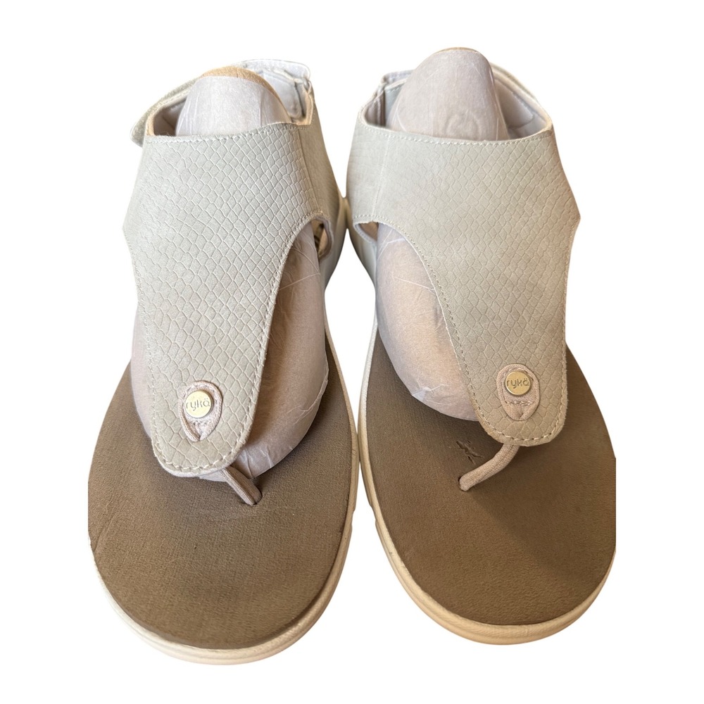 Ryka Margo Womens Beige Snakeskin Textured Thong Sandals Size 11M Walking Shoes